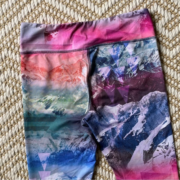 Live Love Dream Mountain Landscape Print Leggings Scenic Colorful M - Picture 7 of 7